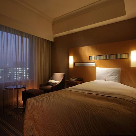 فندق أوكروا فوكوكا المظهر الخارجي الصورة A room at the hotel