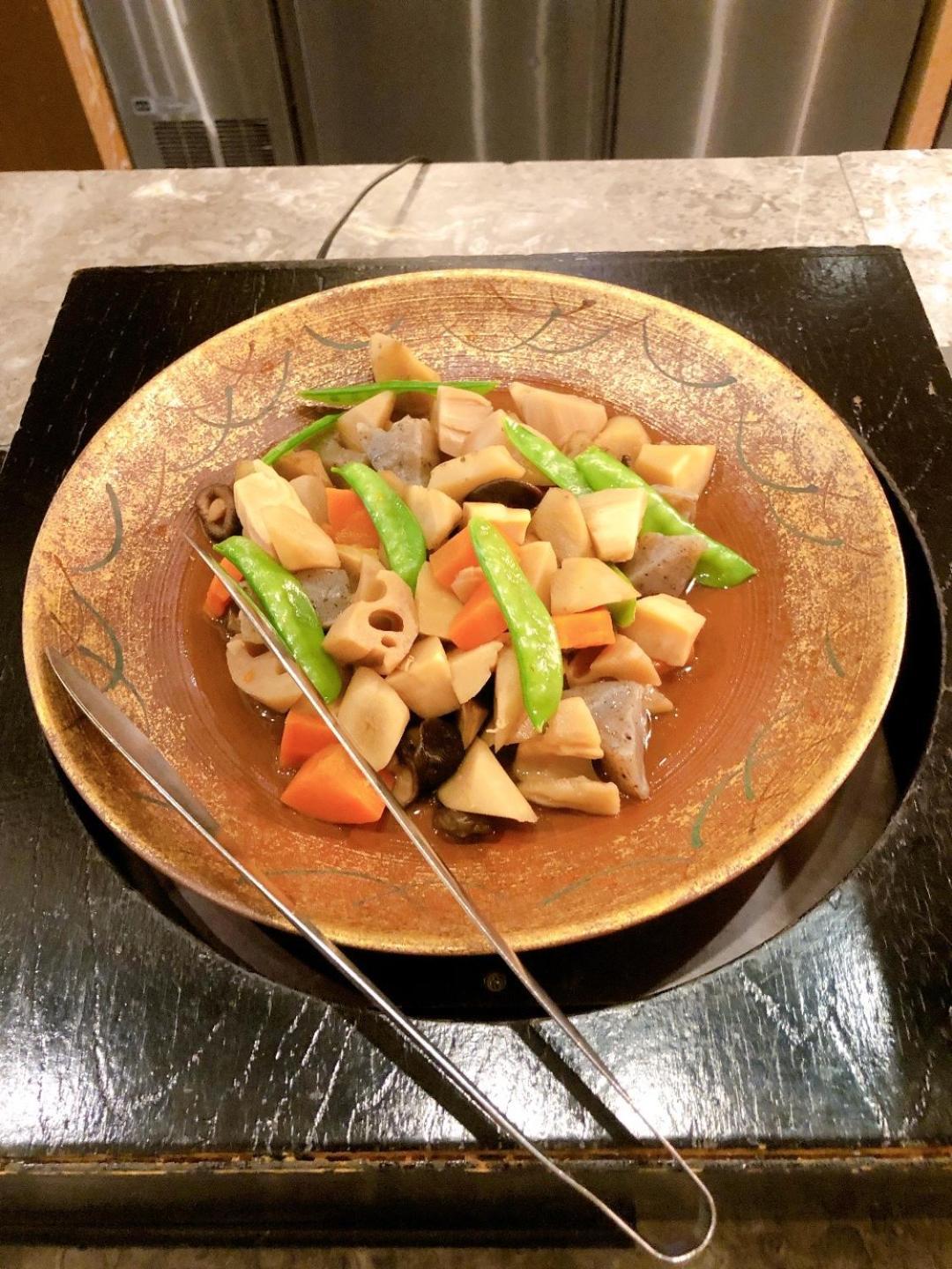 فندق أوكروا فوكوكا المظهر الخارجي الصورة A dish of shimeji mushrooms
