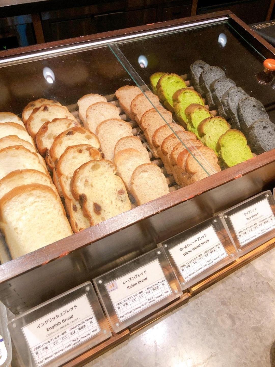 فندق أوكروا فوكوكا المظهر الخارجي الصورة Various types of Japanese bread