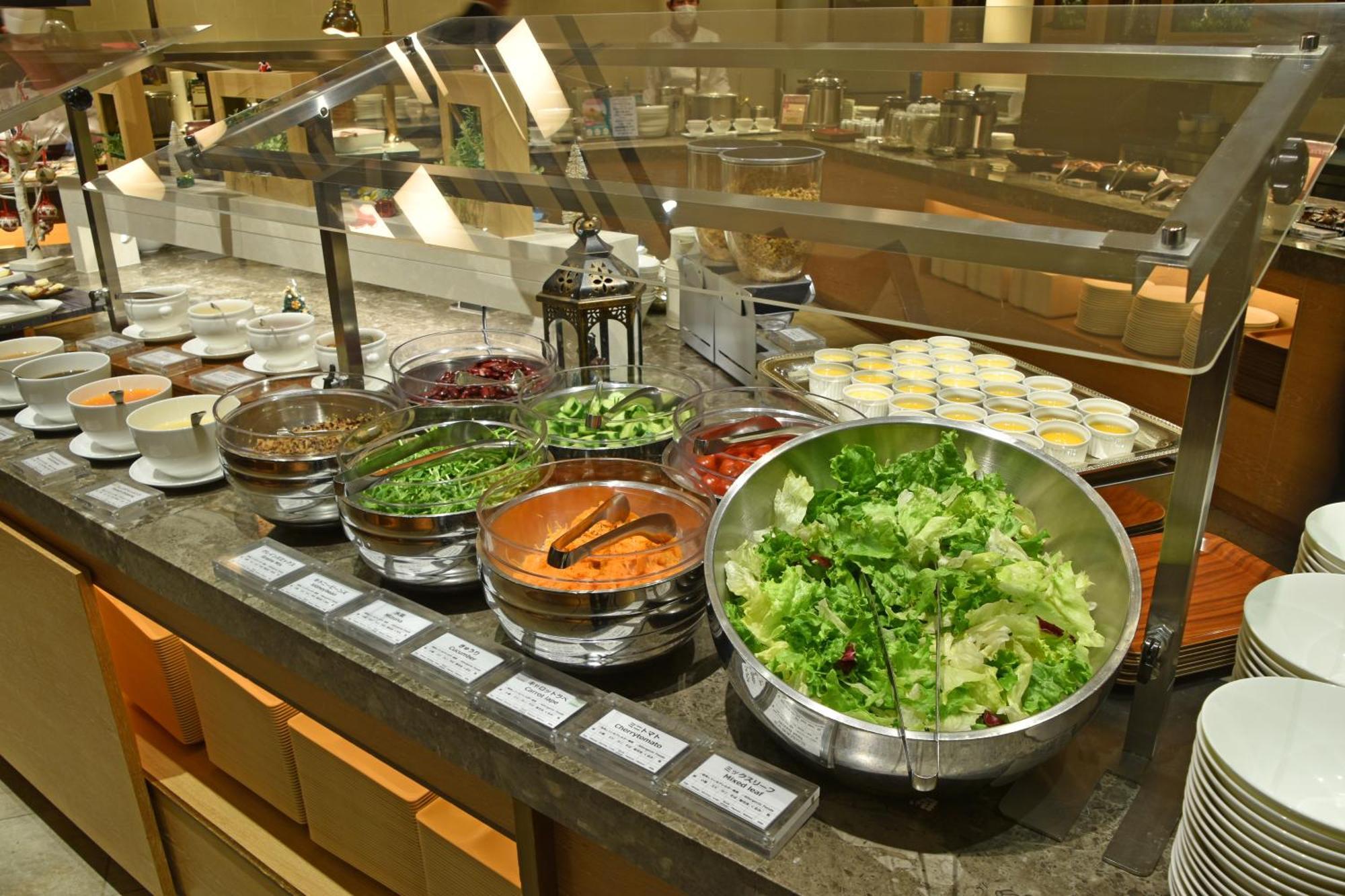 فندق أوكروا فوكوكا المظهر الخارجي الصورة A salad bar